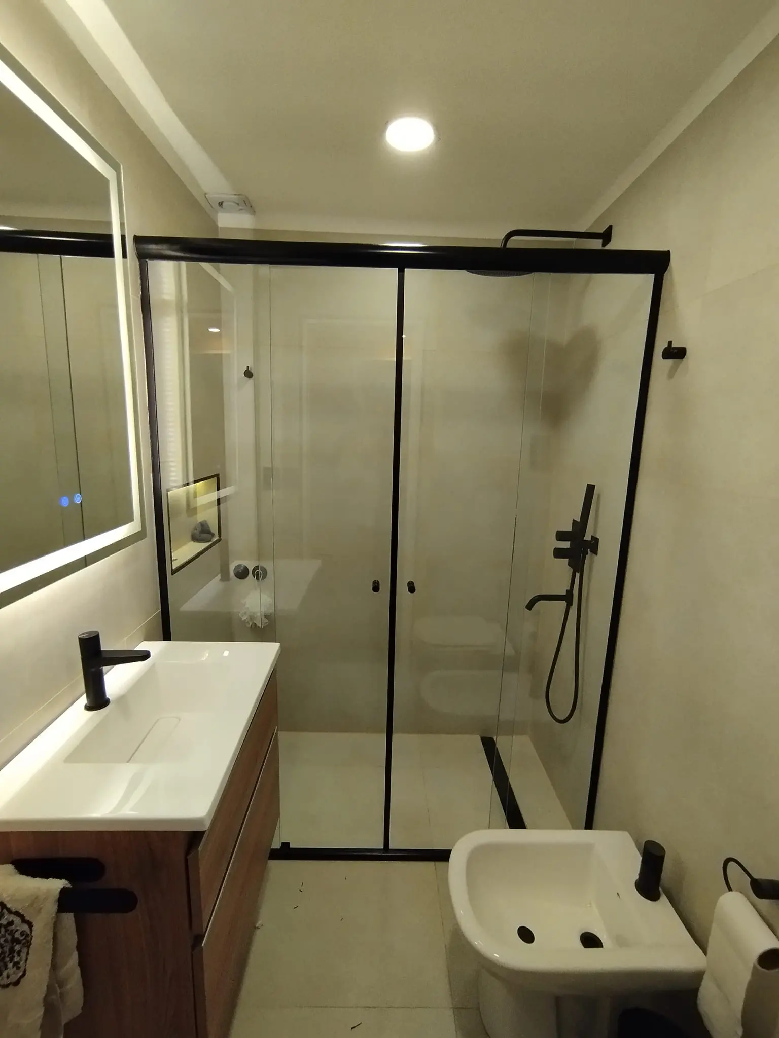 3-mampara-baño-elegante